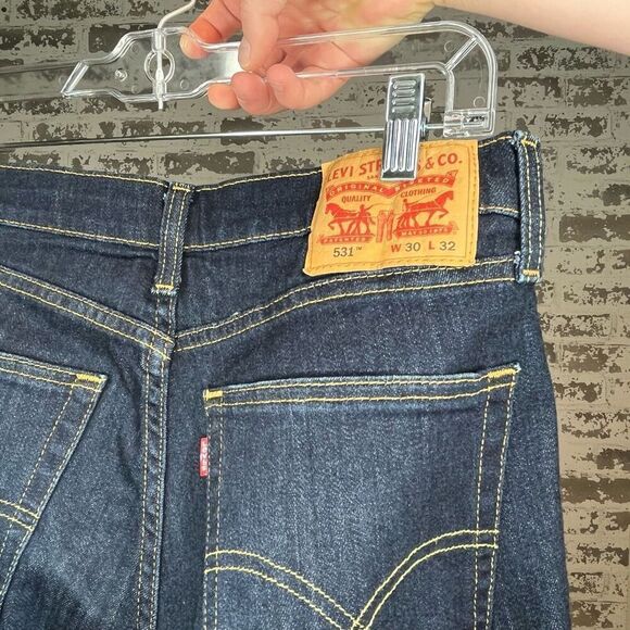 Levi’s | mens dark wash denim jeans - Picture 9 of 11